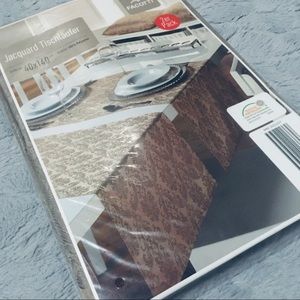 Table Runner 2 pack